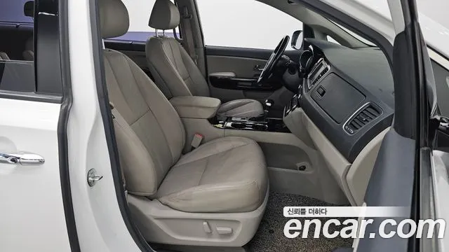 Kia The New Carnival id 2619780 из Кореи 12