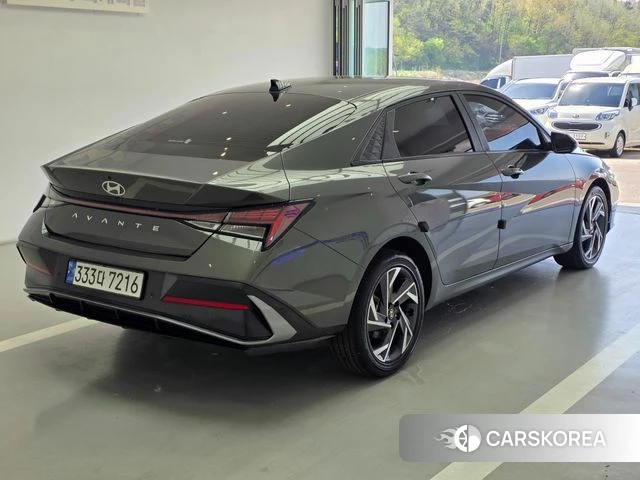 Hyundai The New Avante (CN7) id 3982022 из Кореи 8