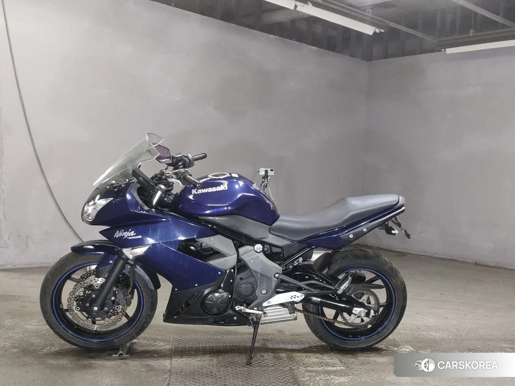 Проданный Kawasaki NINJA 400R 2012 из Японии, фото 2