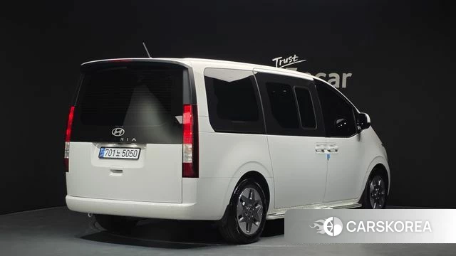 Hyundai Staria id 4349296 из Кореи 12