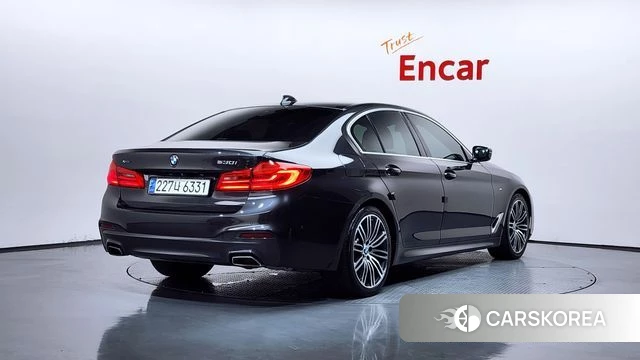 BMW 5 Series (G30) id 4363102 из Кореи 12