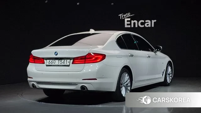 BMW 5 Series (G30) id 3375230 из Кореи 12