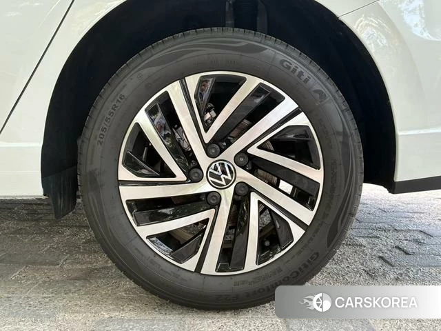 Volkswagen Lavida id 4235671 из Китая 12