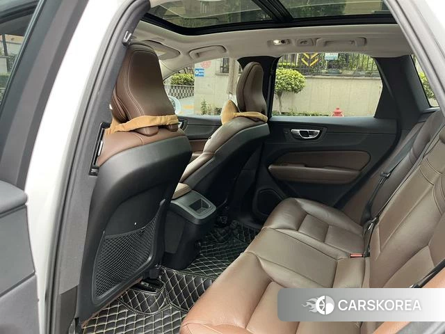 Volvo XC60 2019 Белый из Китая, фото 3