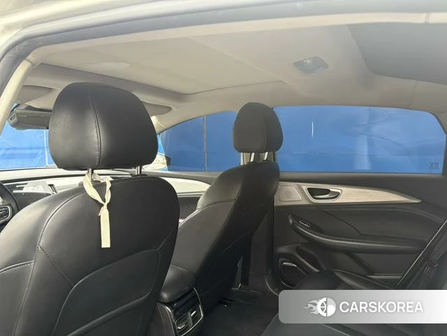 Feifan Automobile Feifan ER6 2022 Серебристо-серый из Китая, фото 5