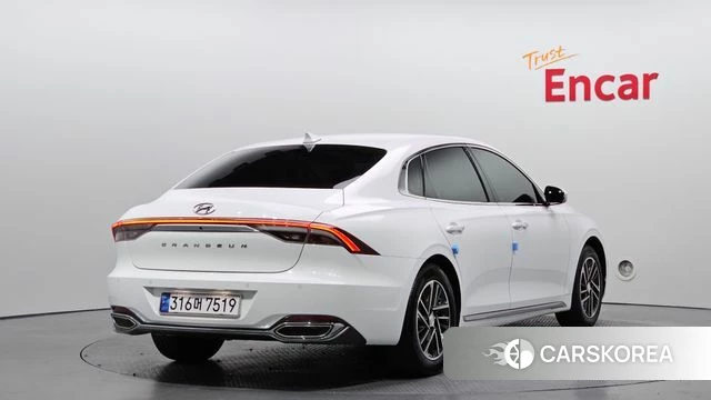Hyundai The New Grandeur IG id 4428368 из Кореи 12