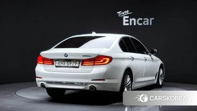 BMW 5 Series (G30) id 3434749 из Кореи 12