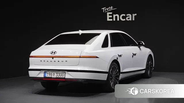 Hyundai Grandeur Hybrid (GN7) id 3103970 из Кореи 12