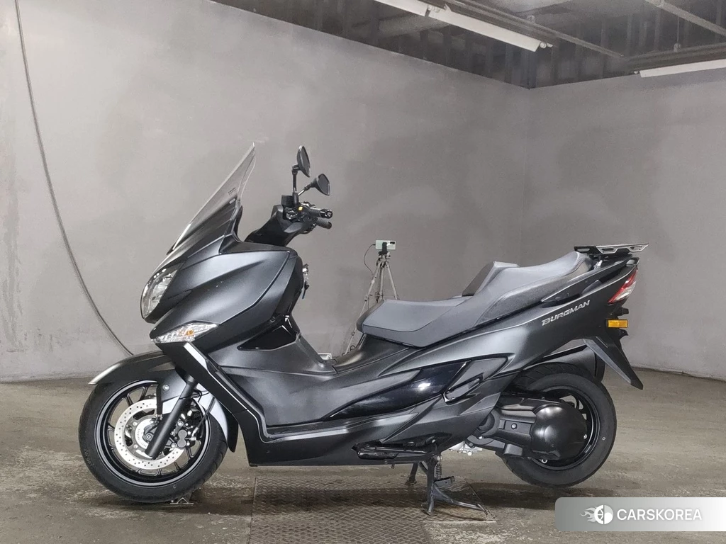 Проданный Suzuki BURGMAN 400 2019 из Японии