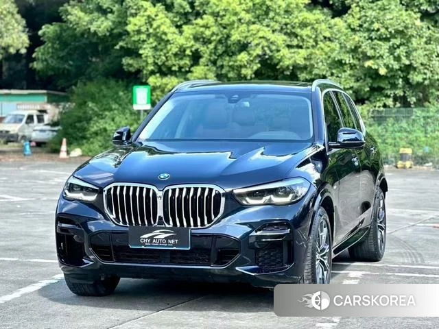 BMW X5 (imported) 2022 Черный из Китая, фото 2