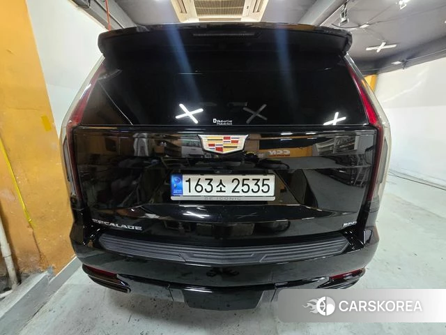 Cadillac Escalade 5th Generation 2022 Черный из Кореи, фото 2