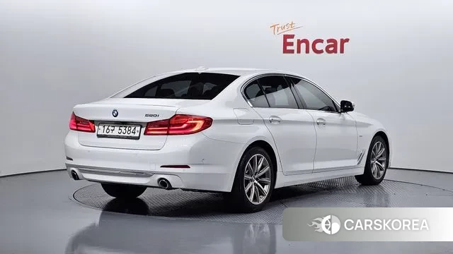 BMW 5 Series (G30) id 3363073 из Кореи 12