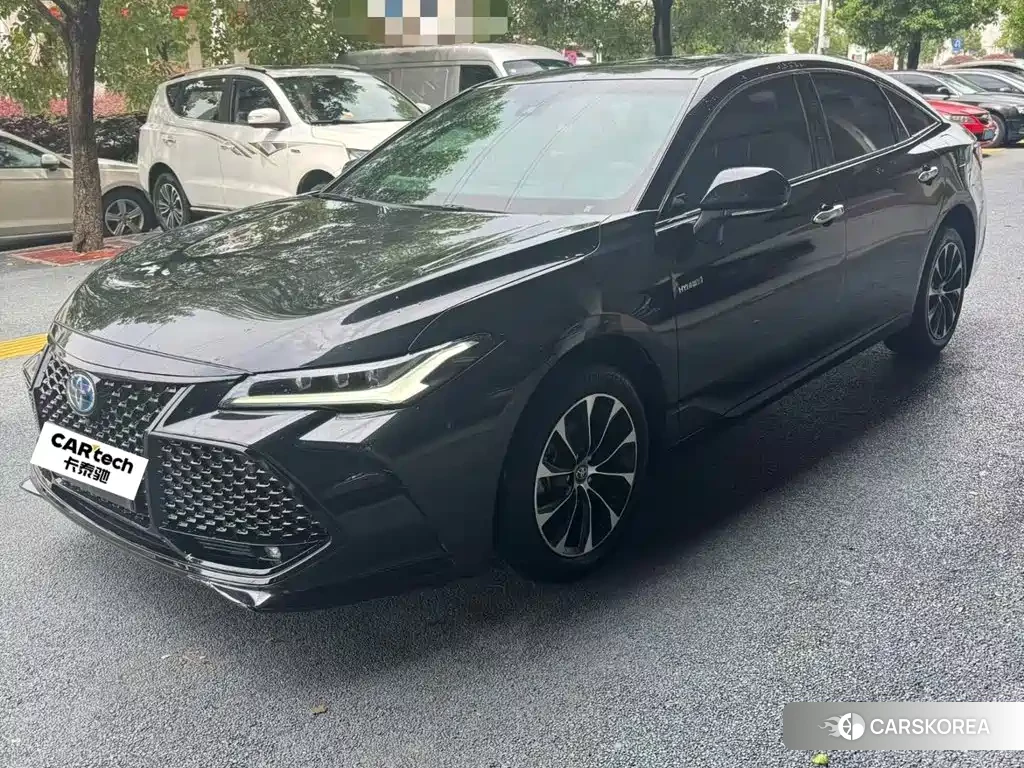 Toyota Avalon 2024 Черный из Китая, фото 2