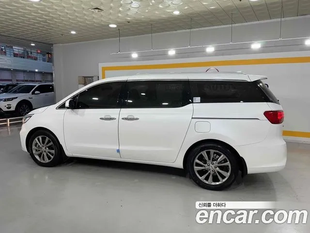 Kia The New Carnival id 2936764 из Кореи 12