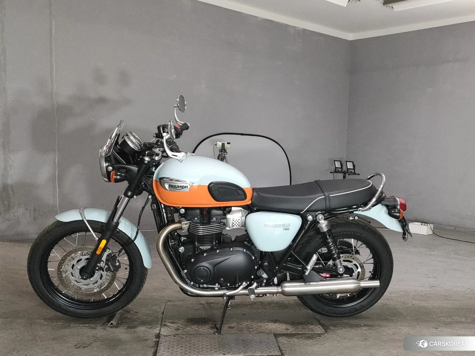 Triumph BONNEVILLE T100 2023 из Японии