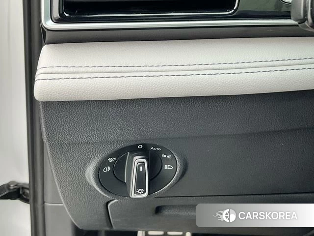 Volkswagen Tiguan L id 4272668 из Китая 12