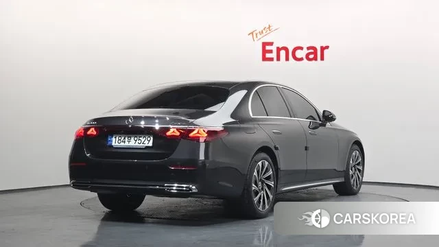 Mercedes-Benz E-Class W214 id 3720744 из Кореи 12