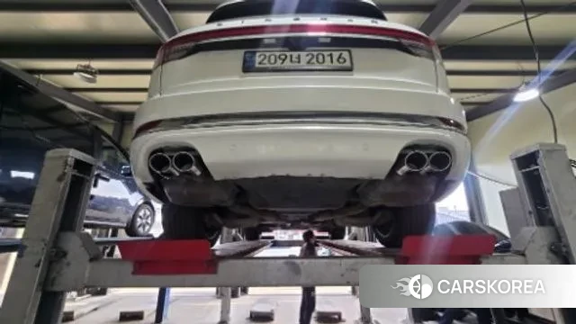 Lincoln Aviator 2nd generation 2021 Белый из Кореи, фото 2