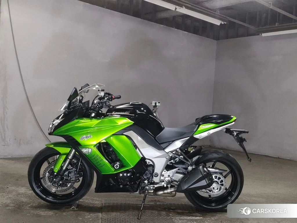 Проданный Kawasaki NINJA 1000 2011 из Японии, фото 2