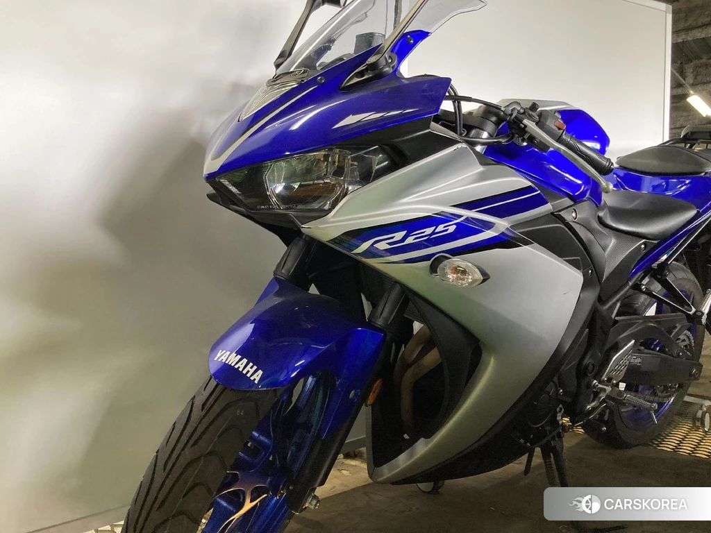 Проданный Yamaha YZF-R25 2015 из Японии