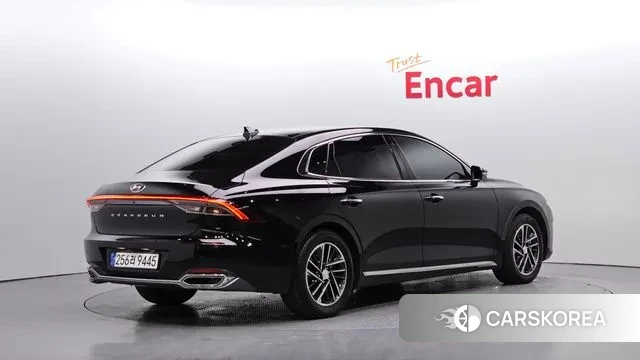 Hyundai The New Grandeur IG id 3443367 из Кореи 12