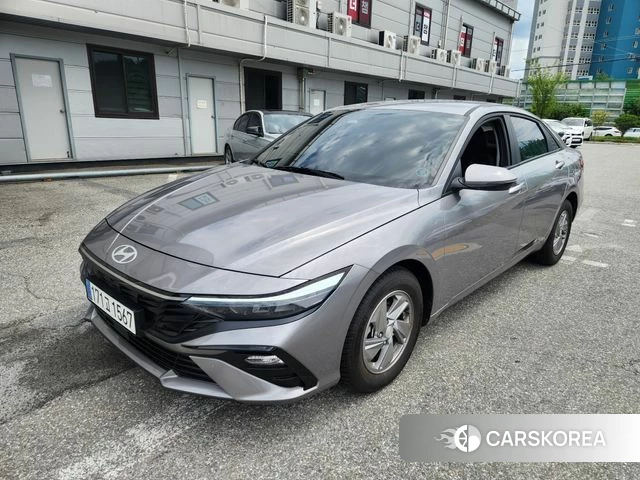 Hyundai The New Avante (CN7) 2024 Серебристо-серый из Кореи, фото 5