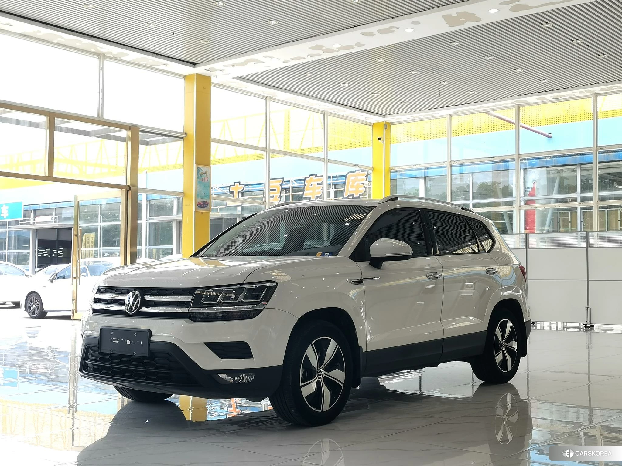 Volkswagen Tuyue 2022 Белый из Китая, фото 6