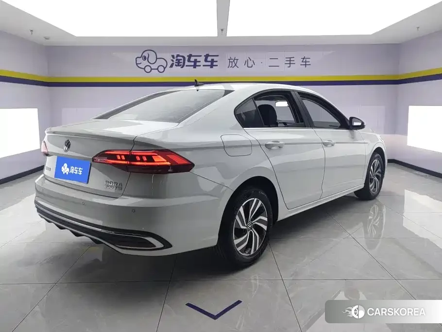 Volkswagen Bora id 4576683 из Китая 8