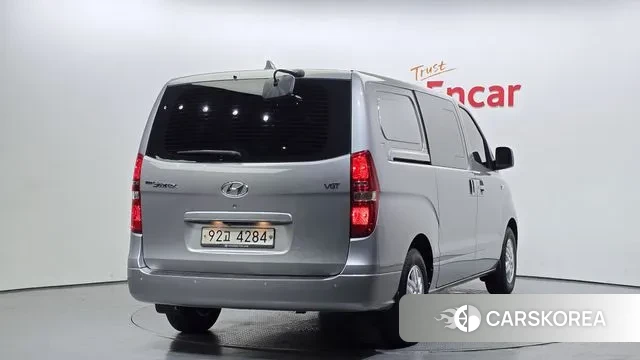 Hyundai The New Grand Starex id 3076146 из Кореи 12