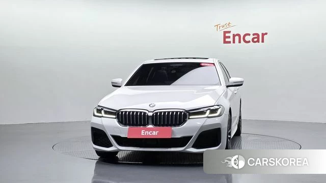 BMW 5 Series (G30) id 4735841 из Кореи 12