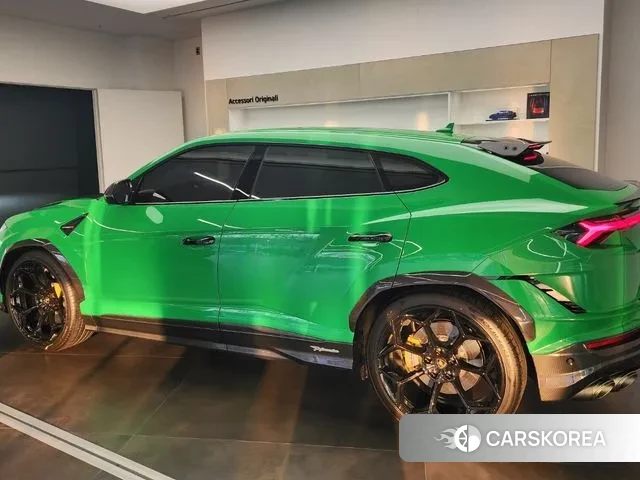Lamborghini Urus 2024 Зеленый из Кореи, фото 2