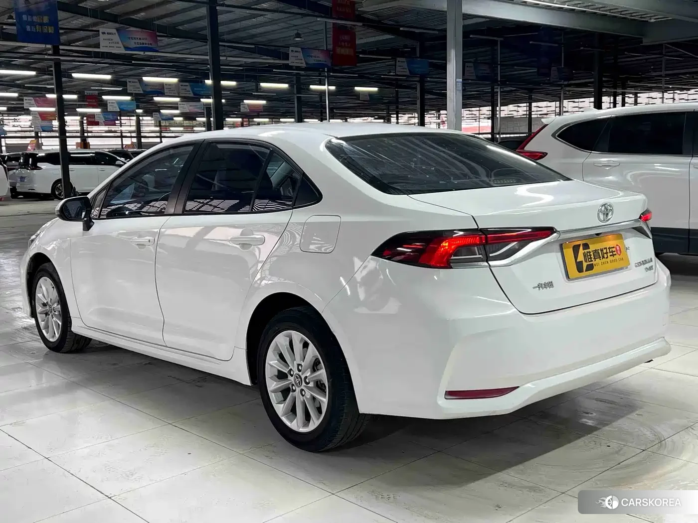 Toyota Corolla id 4679767 из Китая 10