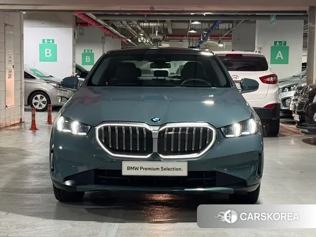 BMW 5 Series (G60) id 3739183 из Кореи 12