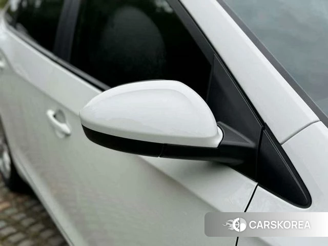 Buick Yinglang id 4241830 из Китая 12