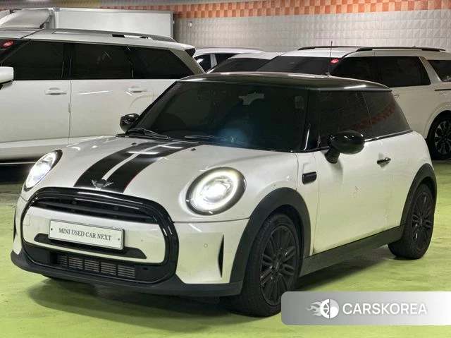 Mini Cooper 2023 Белый из Кореи, фото 2