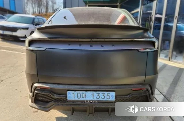 Tesla Model Y 2025 Черный из Кореи, фото 5