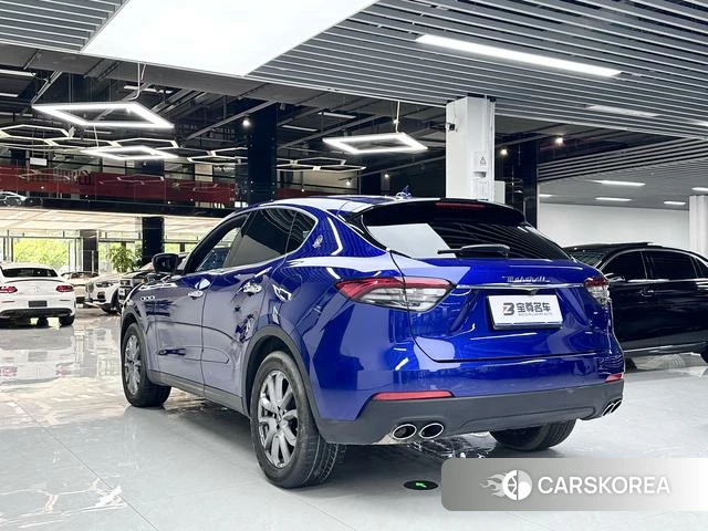 Maserati Levante id 4234817 из Китая 11