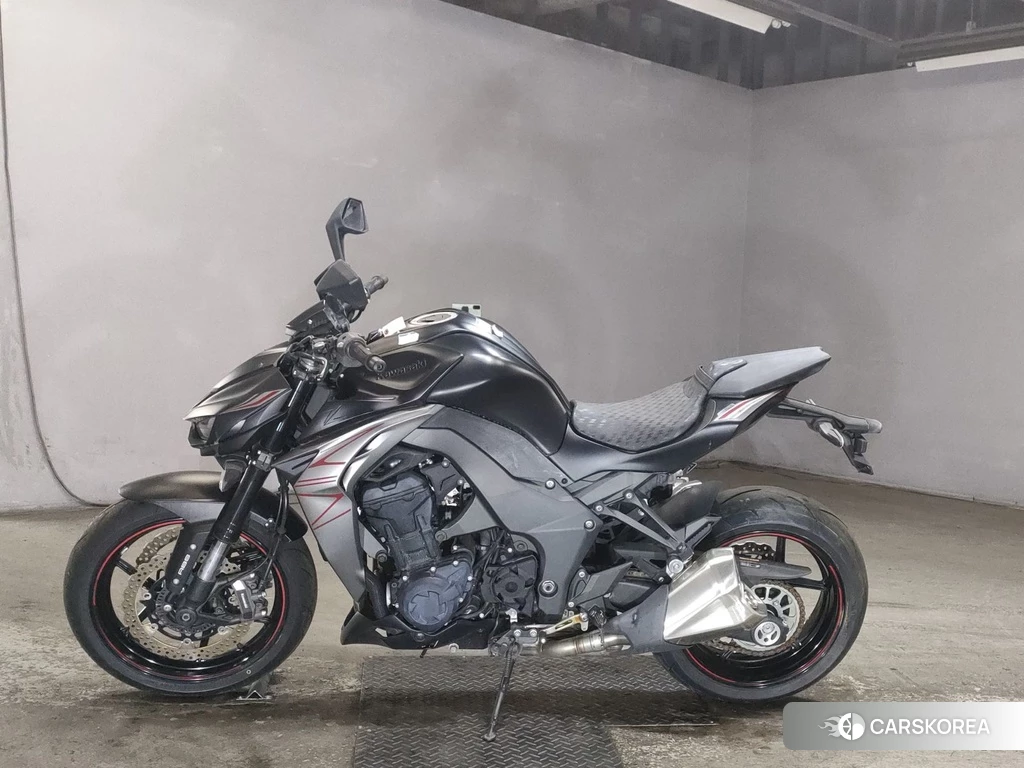 Проданный Kawasaki Z1000 2019 из Японии, фото 2
