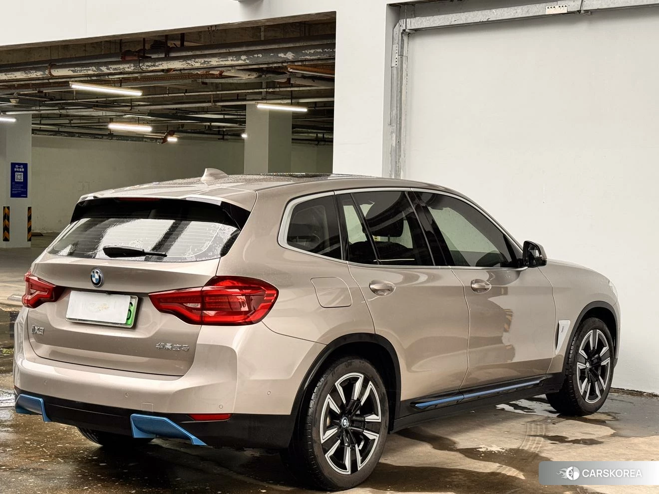BMW iX3 2020 Шампань из Китая, фото 5