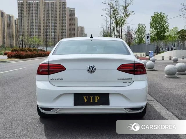 Volkswagen Lingdu 2021 Белый из Китая, фото 2