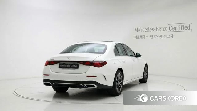 Mercedes-Benz E-Class W214 2025 Белый из Кореи, фото 4