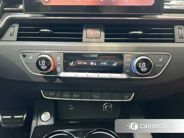 Audi A4L id 4242226 из Китая 12