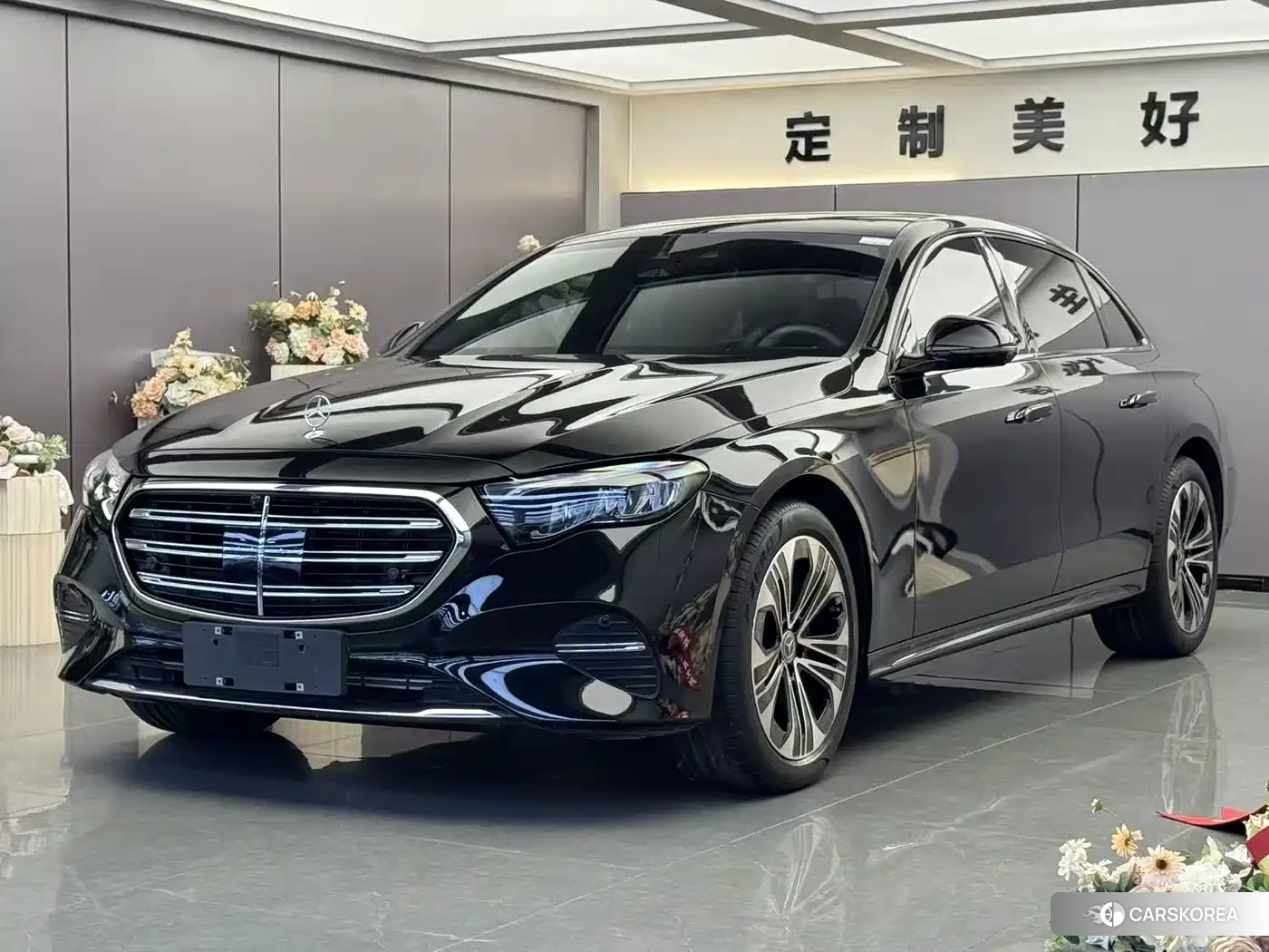 Mercedes-Benz E-Class 2025 Черный из Китая, фото 2