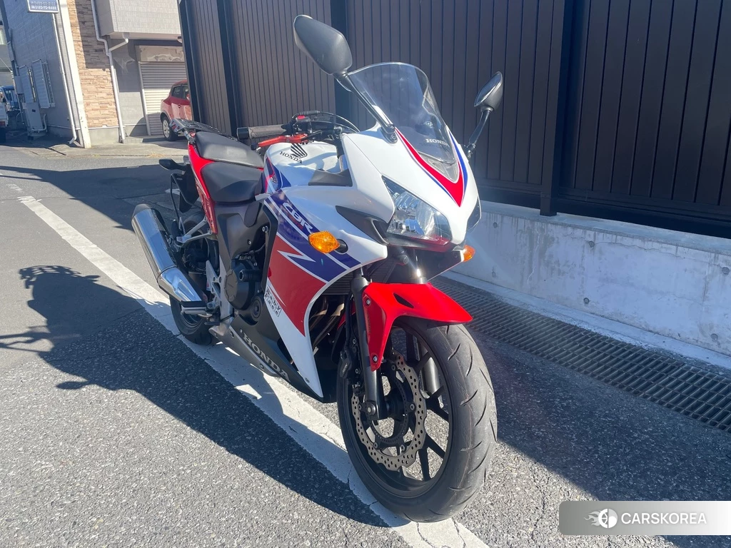 Проданный Honda CBR400R ABS 2013 из Японии