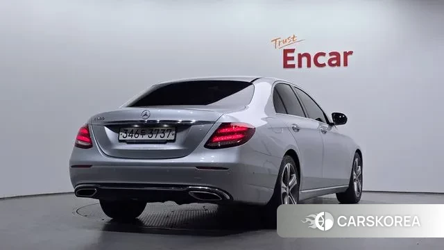 Mercedes-Benz E-Class W213 id 3474404 из Кореи 12