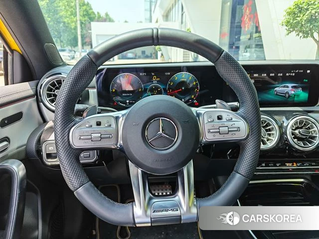 Mercedes-Benz Class A AMG (imported) 2023 Желтый из Китая, фото 2