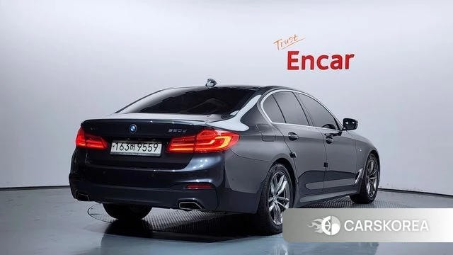 BMW 5 Series (G30) id 4402800 из Кореи 12