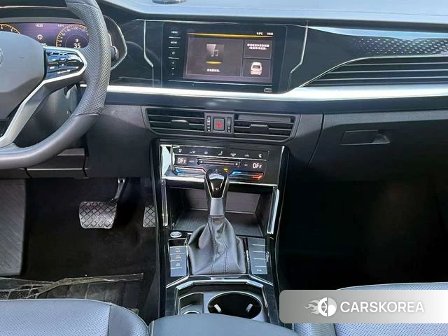 Volkswagen Passat id 4257565 из Китая 7