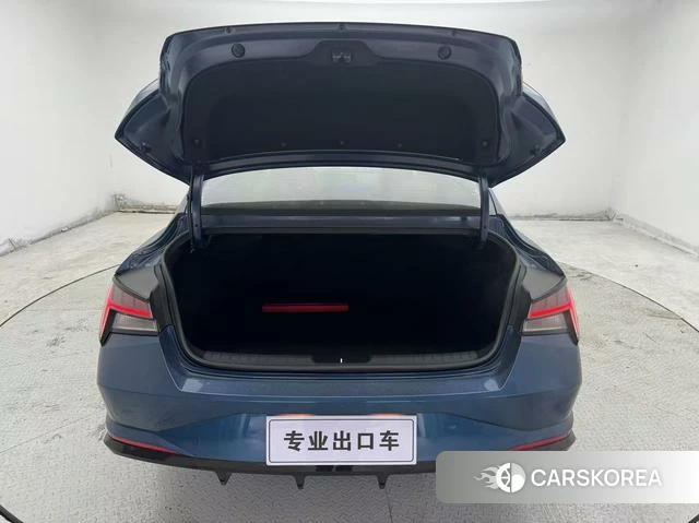 Hyundai Elantra 2022 Синий из Китая, фото 6