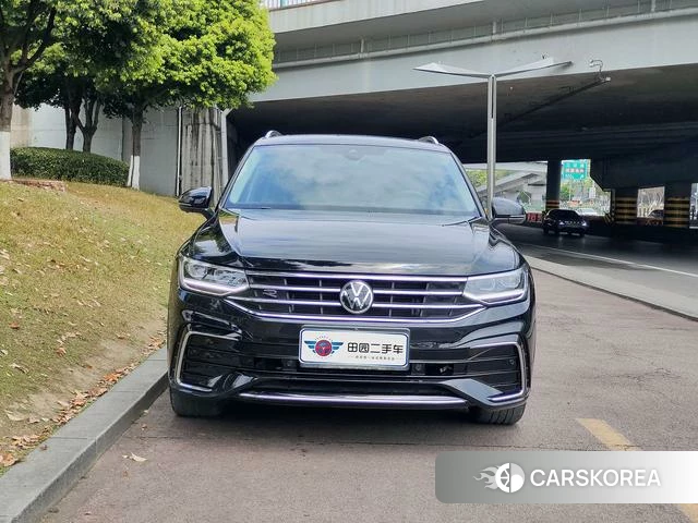 Volkswagen Tiguan L 2023 Черный из Китая, фото 2
